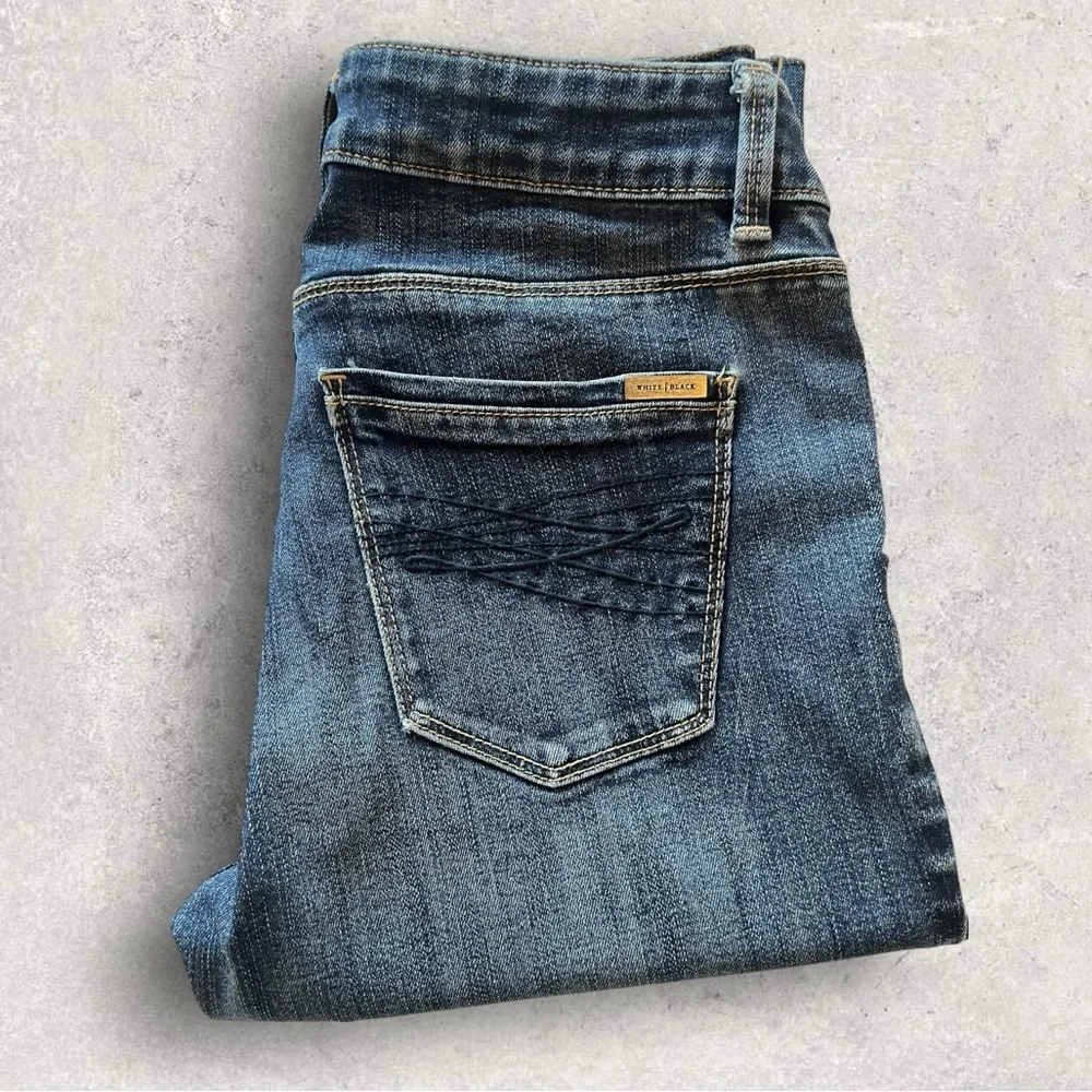 White House Black Market Slim Crop Jeans Size 4 Dark Wash